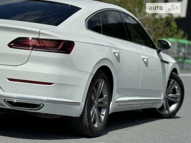 Білий Фольксваген Arteon, об'ємом двигуна 2 л та пробігом 249 тис. км за 26900 $, фото 9 на Automoto.ua