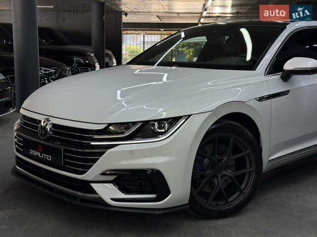Фольксваген Arteon 2017 в Одессе на Automoto.ua Белый Фольксваген Arteon, объемом двигателя 1.98 л и пробегом 81 тыс. км за 31900 $, фото 8 на Automoto.ua