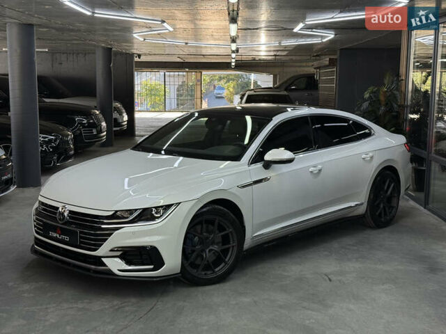 Фольксваген Arteon 2017 в Одессе на Automoto.ua Белый Фольксваген Arteon, объемом двигателя 1.98 л и пробегом 81 тыс. км за 31900 $, фото 5 на Automoto.ua