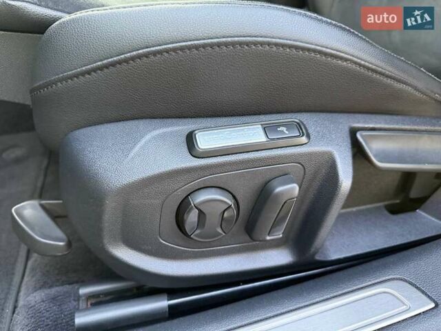 Белый Фольксваген Arteon, объемом двигателя 2 л и пробегом 229 тыс. км за 22000 $, фото 29 на Automoto.ua