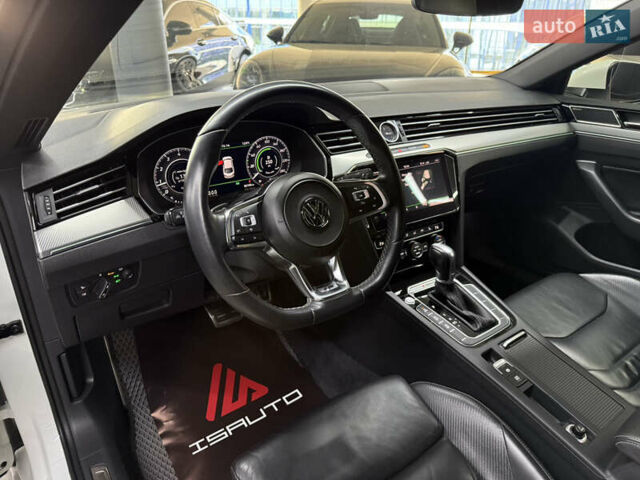 Фольксваген Arteon 2017 в Одессе на Automoto.ua Белый Фольксваген Arteon, объемом двигателя 1.98 л и пробегом 81 тыс. км за 31900 $, фото 19 на Automoto.ua