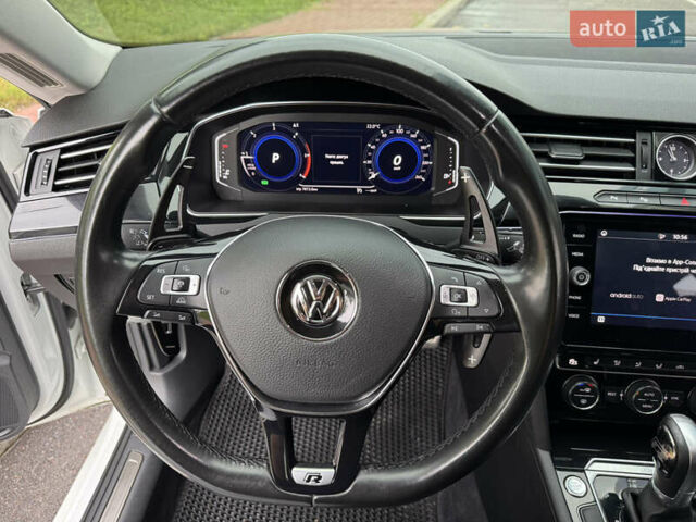 Белый Фольксваген Arteon, объемом двигателя 2 л и пробегом 206 тыс. км за 24500 $, фото 37 на Automoto.ua