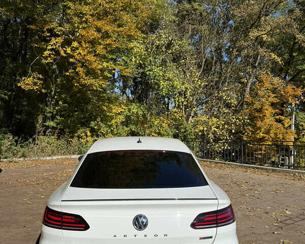 Фольксваген Arteon 2017 в Тернополе на Automoto.ua Белый Фольксваген Arteon, объемом двигателя 1.98 л и пробегом 164 тыс. км за 24800 $, фото 5 на Automoto.ua
