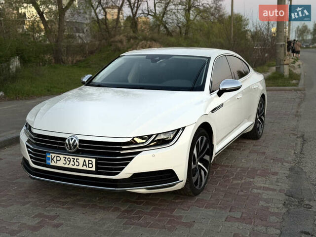 Белый Фольксваген Arteon, объемом двигателя 1.97 л и пробегом 160 тыс. км за 27000 $, фото 8 на Automoto.ua