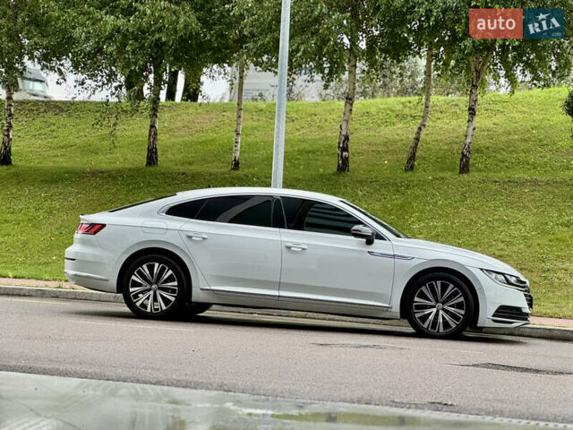 Белый Фольксваген Arteon, объемом двигателя 2 л и пробегом 206 тыс. км за 24500 $, фото 17 на Automoto.ua