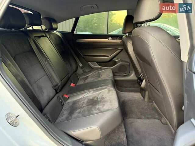 Белый Фольксваген Arteon, объемом двигателя 2 л и пробегом 229 тыс. км за 22000 $, фото 31 на Automoto.ua