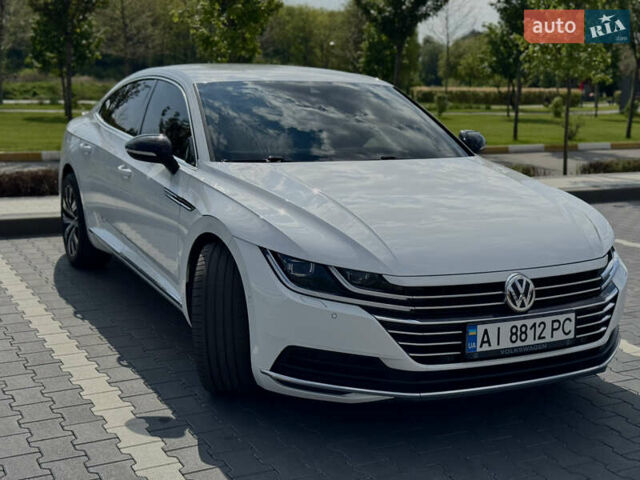 Фольксваген Arteon 2017 в Киеве на Automoto.ua Белый Фольксваген Arteon, объемом двигателя 1.97 л и пробегом 212 тыс. км за 24000 $, фото 12 на Automoto.ua