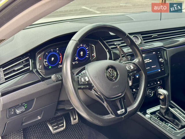 Белый Фольксваген Arteon, объемом двигателя 2 л и пробегом 206 тыс. км за 24500 $, фото 27 на Automoto.ua