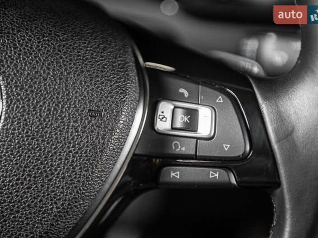 Білий Фольксваген Arteon, об'ємом двигуна 2 л та пробігом 63 тис. км за 28500 $, фото 46 на Automoto.ua