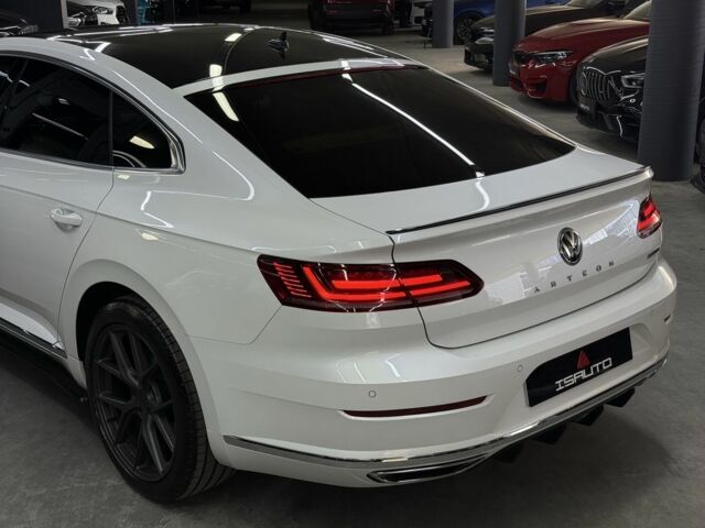 Фольксваген Arteon 2018 в Одессе на Automoto.ua Белый Фольксваген Arteon, объемом двигателя 2 л и пробегом 81 тыс. км за 31900 $, фото 13 на Automoto.ua