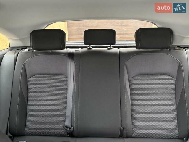 Белый Фольксваген Arteon, объемом двигателя 1.5 л и пробегом 66 тыс. км за 23499 $, фото 33 на Automoto.ua