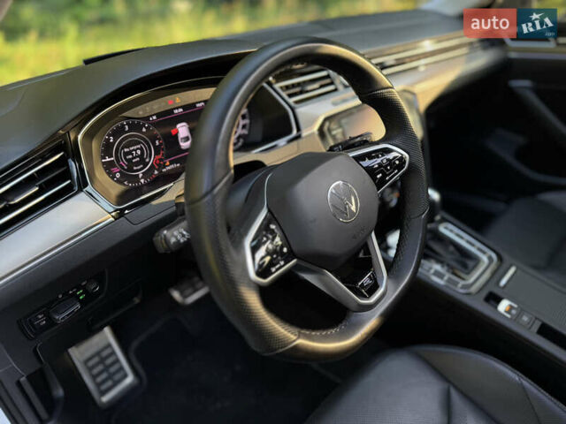 Белый Фольксваген Arteon, объемом двигателя 2 л и пробегом 90 тыс. км за 26499 $, фото 28 на Automoto.ua