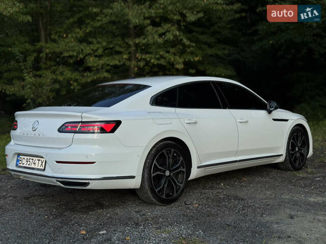 Белый Фольксваген Arteon, объемом двигателя 2 л и пробегом 90 тыс. км за 26499 $, фото 20 на Automoto.ua