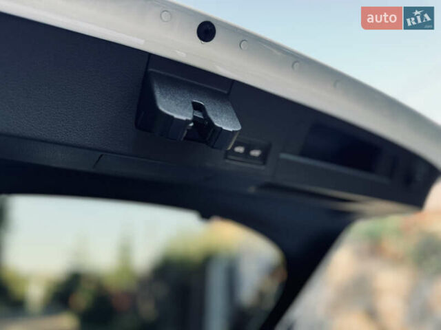 Фольксваген Arteon 2018 в Львове на Automoto.ua Белый Фольксваген Arteon, объемом двигателя 1.97 л и пробегом 91 тыс. км за 25499 $, фото 62 на Automoto.ua