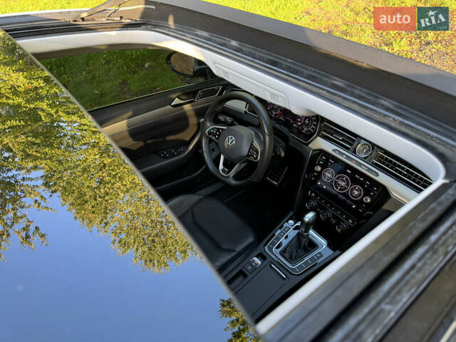 Белый Фольксваген Arteon, объемом двигателя 2 л и пробегом 90 тыс. км за 26499 $, фото 30 на Automoto.ua
