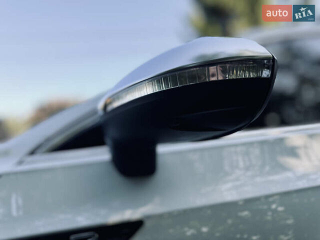 Фольксваген Arteon 2018 в Львове на Automoto.ua Белый Фольксваген Arteon, объемом двигателя 1.97 л и пробегом 91 тыс. км за 25499 $, фото 16 на Automoto.ua