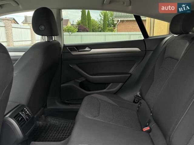 Белый Фольксваген Arteon, объемом двигателя 1.5 л и пробегом 66 тыс. км за 23499 $, фото 29 на Automoto.ua