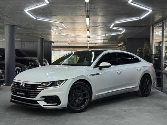 Фольксваген Arteon 2018 в Одессе на Automoto.ua Белый Фольксваген Arteon, объемом двигателя 2 л и пробегом 81 тыс. км за 31900 $, фото 6 на Automoto.ua