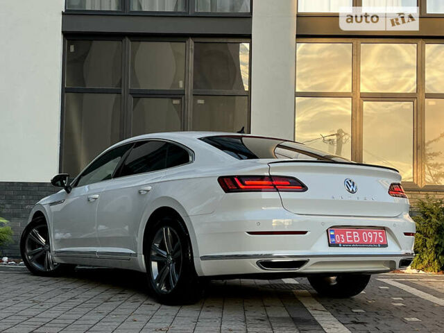 Белый Фольксваген Arteon, объемом двигателя 2 л и пробегом 235 тыс. км за 24800 $, фото 24 на Automoto.ua