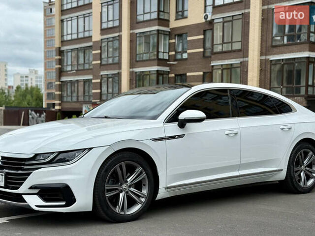 Белый Фольксваген Arteon, объемом двигателя 2 л и пробегом 235 тыс. км за 25777 $, фото 9 на Automoto.ua