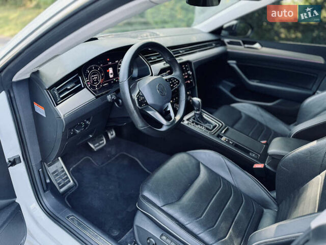Фольксваген Arteon 2018 в Львове на Automoto.ua Белый Фольксваген Arteon, объемом двигателя 1.97 л и пробегом 91 тыс. км за 25499 $, фото 44 на Automoto.ua