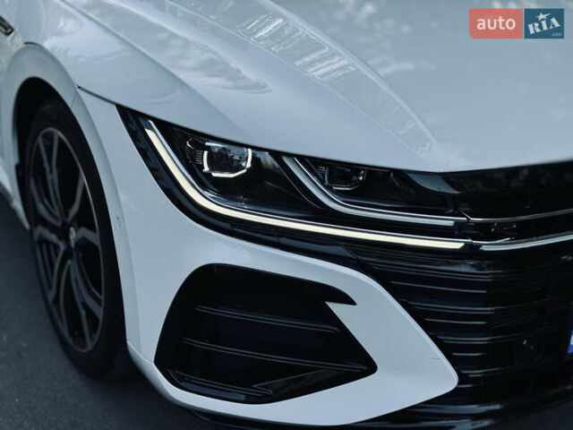 Фольксваген Arteon 2018 в Львове на Automoto.ua Белый Фольксваген Arteon, объемом двигателя 1.97 л и пробегом 91 тыс. км за 25499 $, фото 4 на Automoto.ua