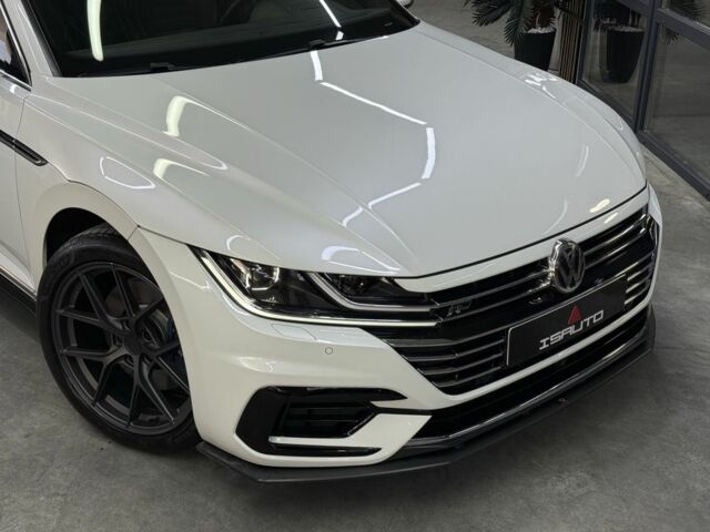 Фольксваген Arteon 2018 в Одессе на Automoto.ua Белый Фольксваген Arteon, объемом двигателя 2 л и пробегом 81 тыс. км за 31900 $, фото 1 на Automoto.ua