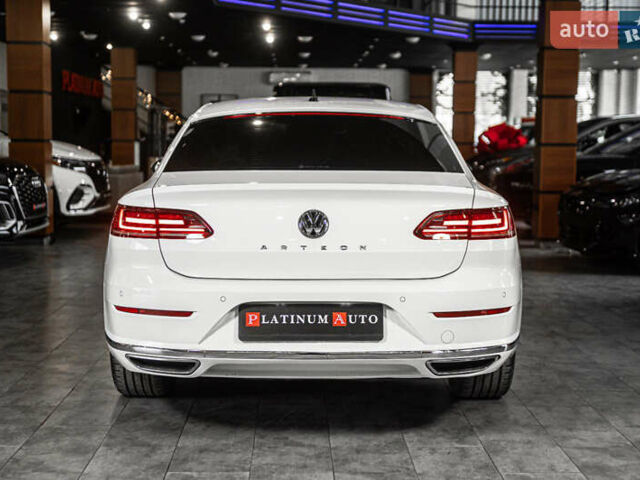 Белый Фольксваген Arteon, объемом двигателя 2 л и пробегом 63 тыс. км за 27900 $, фото 9 на Automoto.ua