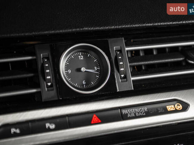 Белый Фольксваген Arteon, объемом двигателя 2 л и пробегом 63 тыс. км за 27900 $, фото 37 на Automoto.ua