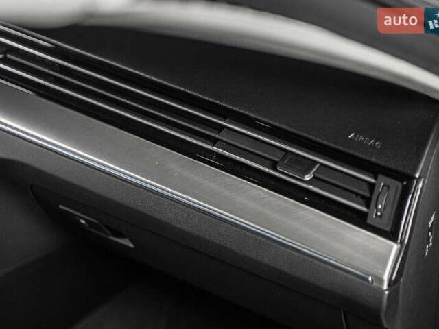 Білий Фольксваген Arteon, об'ємом двигуна 2 л та пробігом 63 тис. км за 28500 $, фото 49 на Automoto.ua