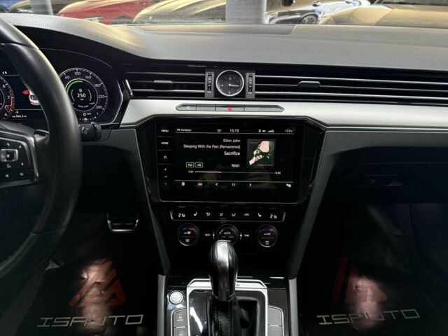 Фольксваген Arteon 2018 в Одессе на Automoto.ua Белый Фольксваген Arteon, объемом двигателя 2 л и пробегом 81 тыс. км за 31900 $, фото 21 на Automoto.ua