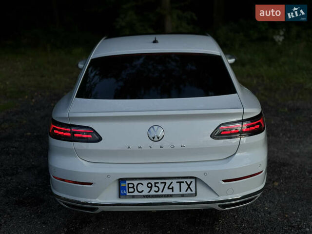 Белый Фольксваген Arteon, объемом двигателя 2 л и пробегом 90 тыс. км за 26499 $, фото 17 на Automoto.ua