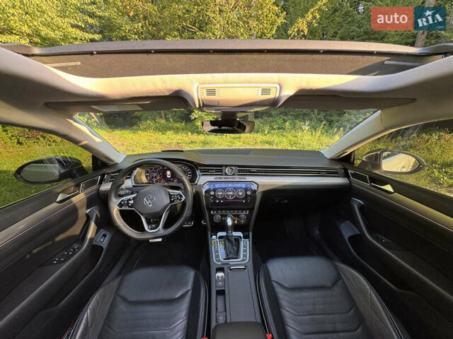 Белый Фольксваген Arteon, объемом двигателя 2 л и пробегом 90 тыс. км за 26499 $, фото 38 на Automoto.ua