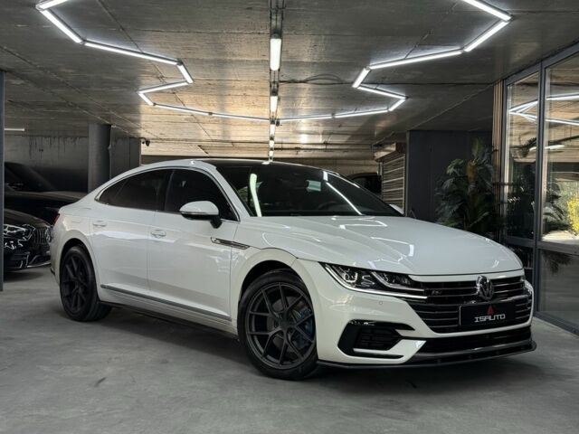 Фольксваген Arteon 2018 в Одессе на Automoto.ua Белый Фольксваген Arteon, объемом двигателя 2 л и пробегом 81 тыс. км за 31900 $, фото 2 на Automoto.ua