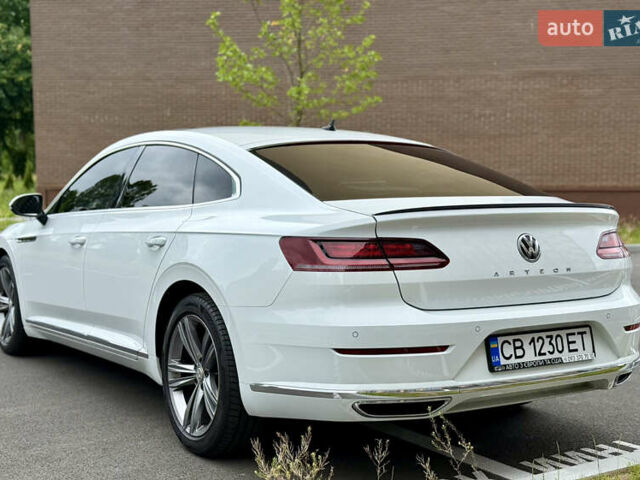 Белый Фольксваген Arteon, объемом двигателя 2 л и пробегом 235 тыс. км за 25777 $, фото 7 на Automoto.ua