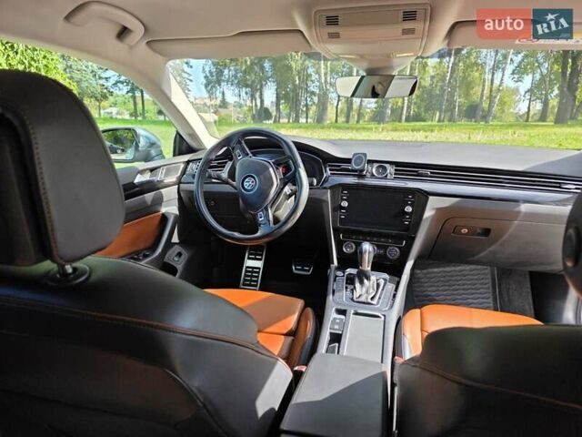 Білий Фольксваген Arteon, об'ємом двигуна 1.98 л та пробігом 83 тис. км за 34700 $, фото 5 на Automoto.ua
