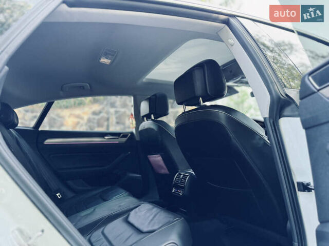 Фольксваген Arteon 2018 в Львове на Automoto.ua Белый Фольксваген Arteon, объемом двигателя 1.97 л и пробегом 91 тыс. км за 25499 $, фото 38 на Automoto.ua