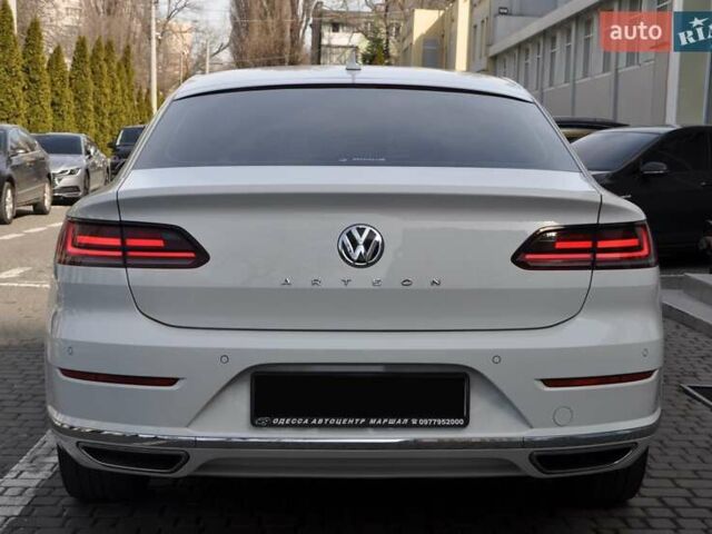 Белый Фольксваген Arteon, объемом двигателя 2 л и пробегом 80 тыс. км за 28900 $, фото 4 на Automoto.ua