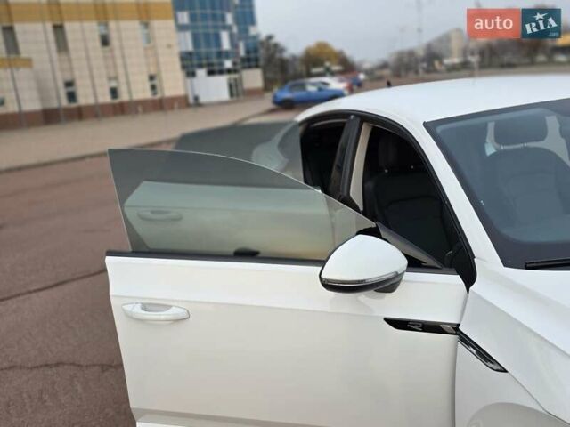 Білий Фольксваген Arteon, об'ємом двигуна 1.98 л та пробігом 99 тис. км за 27999 $, фото 45 на Automoto.ua