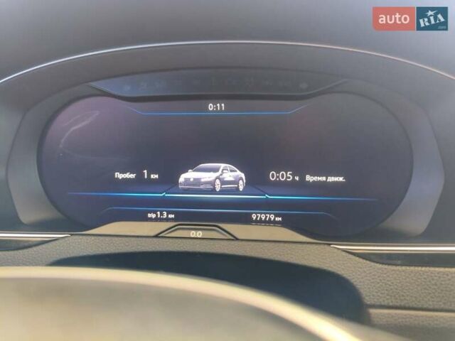 Белый Фольксваген Arteon, объемом двигателя 2 л и пробегом 98 тыс. км за 21000 $, фото 28 на Automoto.ua