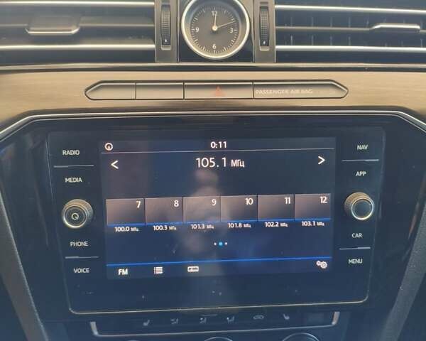 Белый Фольксваген Arteon, объемом двигателя 2 л и пробегом 98 тыс. км за 21000 $, фото 21 на Automoto.ua