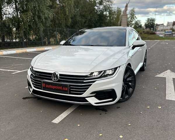 Белый Фольксваген Arteon, объемом двигателя 1.98 л и пробегом 46 тыс. км за 23900 $, фото 3 на Automoto.ua