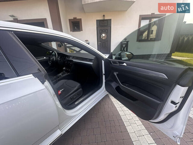 Білий Фольксваген Arteon, об'ємом двигуна 2 л та пробігом 147 тис. км за 19500 $, фото 13 на Automoto.ua