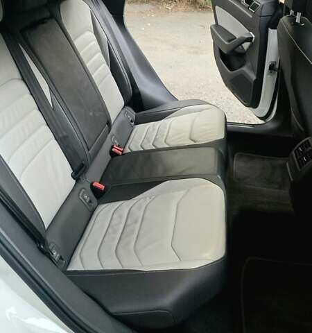 Білий Фольксваген Arteon, об'ємом двигуна 1.98 л та пробігом 87 тис. км за 26500 $, фото 21 на Automoto.ua