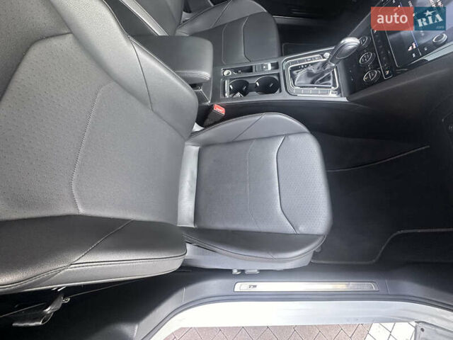 Білий Фольксваген Arteon, об'ємом двигуна 2 л та пробігом 147 тис. км за 19500 $, фото 27 на Automoto.ua