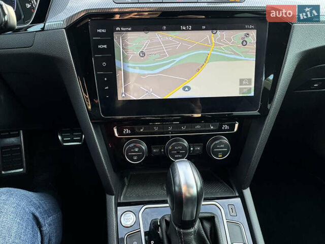 Белый Фольксваген Arteon, объемом двигателя 2 л и пробегом 215 тыс. км за 25999 $, фото 69 на Automoto.ua