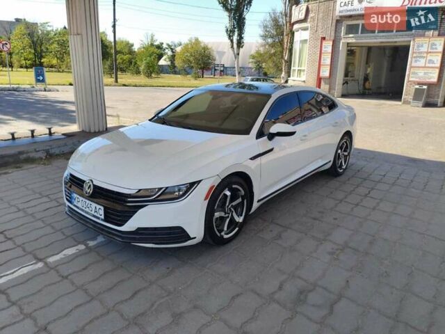 Белый Фольксваген Arteon, объемом двигателя 2 л и пробегом 98 тыс. км за 21000 $, фото 10 на Automoto.ua
