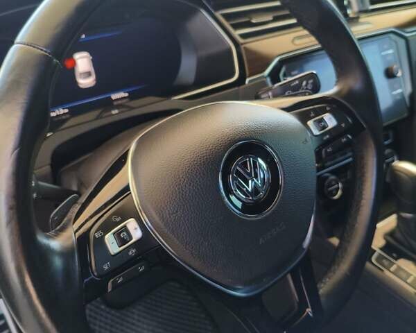 Белый Фольксваген Arteon, объемом двигателя 2 л и пробегом 98 тыс. км за 21000 $, фото 29 на Automoto.ua