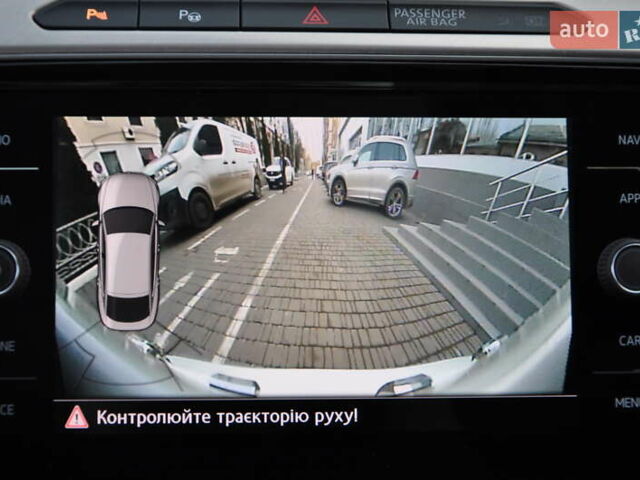 Белый Фольксваген Arteon, объемом двигателя 2 л и пробегом 80 тыс. км за 28900 $, фото 37 на Automoto.ua