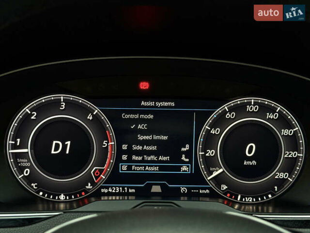 Белый Фольксваген Arteon, объемом двигателя 2 л и пробегом 154 тыс. км за 27600 $, фото 42 на Automoto.ua